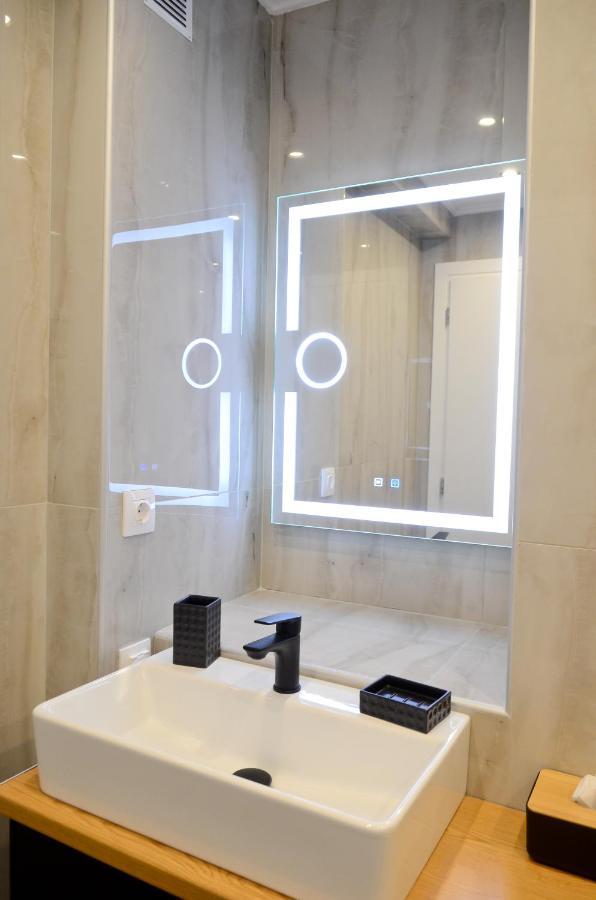 Roloi Suites Nafpaktos Eksteriør billede